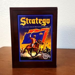 Stratego Vintage Game
